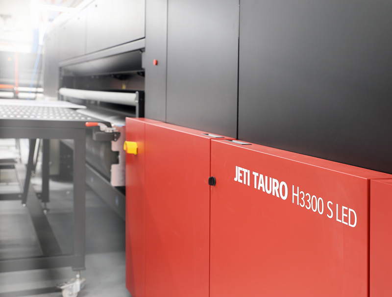 Agfa amplía la familia de impresoras de gama alta y gran formato Jeti Tauro