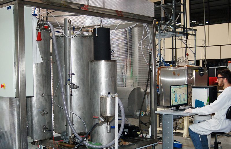 GAIKER dispone de un nuevo equipo para escalar los procesos de reciclaje químico