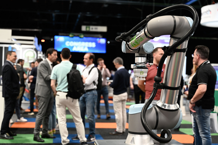 Robots móviles y autónomos, la solución tecnológica que resolverá las nuevas demandas de la intralogística y la logística