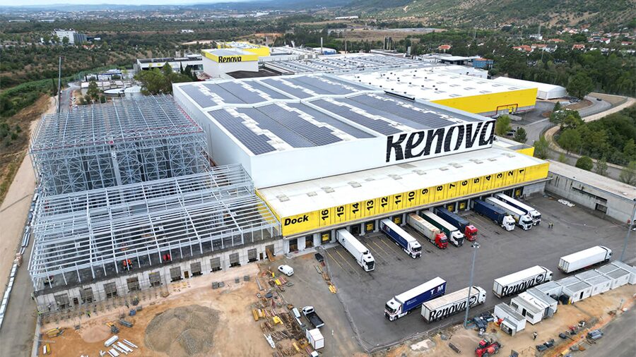 AR Racking instala el rack autoportante de 34m de altura para Renova en Portugal