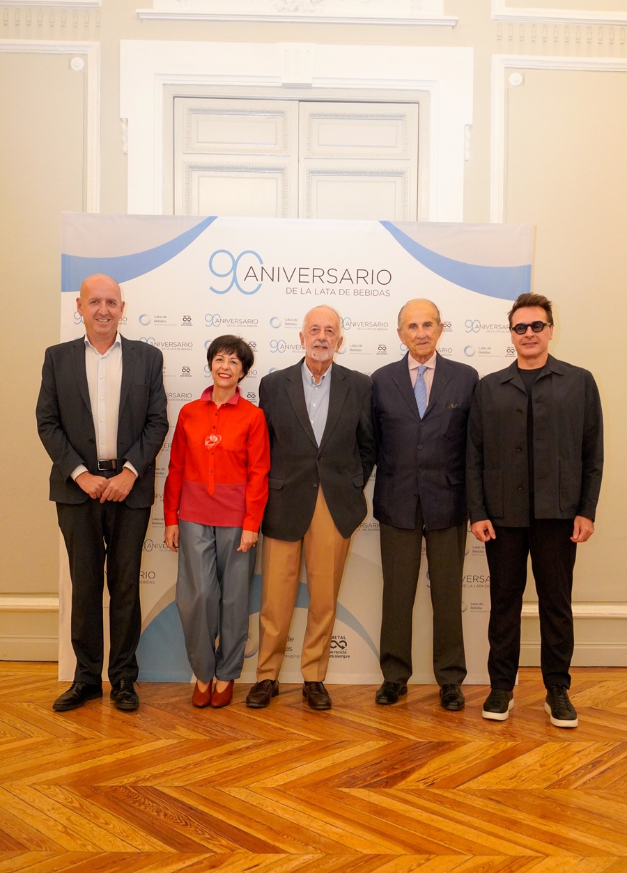 08-10-2025. LATAS DE BEBIDAS _JURADO