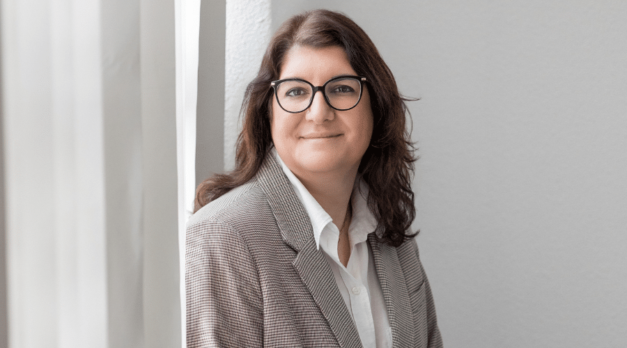 IMPLICA ofrece a sus empresas el trámite gratuito para declarar envases, garantizando el cumplimiento del RD 1055/2022 y reduciendo la carga burocrática ante el plazo de 2026.