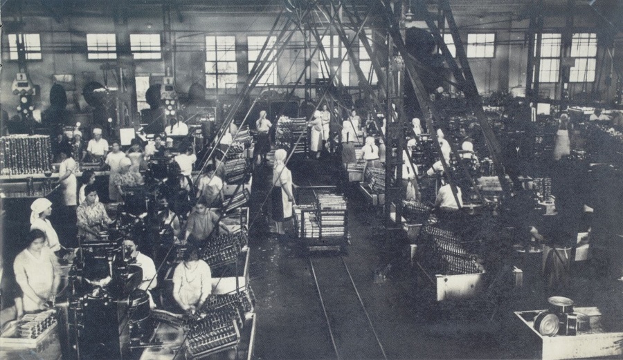 Fundada en 1926, AME cumple cien años representando al sector del envase metálico en aluminio y acero, impulsando colaboración, sostenibilidad e innovación industrial en España.
