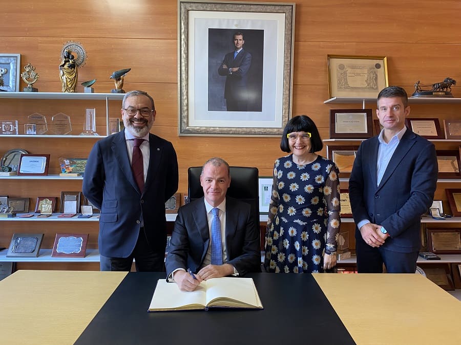 ENOMAQ celebra 50 años con rebranding y nuevos sectores representados y nombra a Rubén Auseré presidente del Comité Organizador. De 26 al 28 de enero en Feria de Zaragoza.